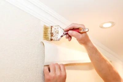 Pose de papier peint à Villabon — revêtements muraux et toiles de verre